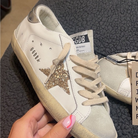 Golden Goose White and Gold Sneakers - Picture 3 of 5